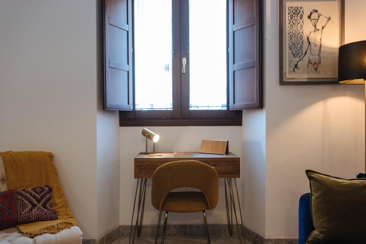 Apartment In Former Monastery With Patio In City Centre Free Parking Appartement Sevilla