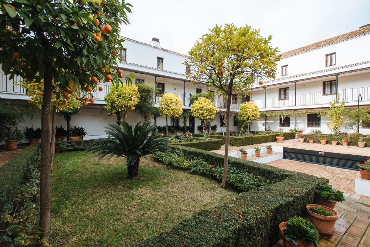 Apartment In Former Monastery With Patio In City Centre Free Parking Appartement *