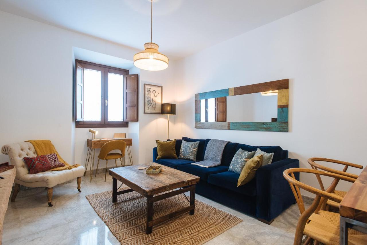 Appartement Apartment In Former Monastery With Patio In City Centre Free Parking